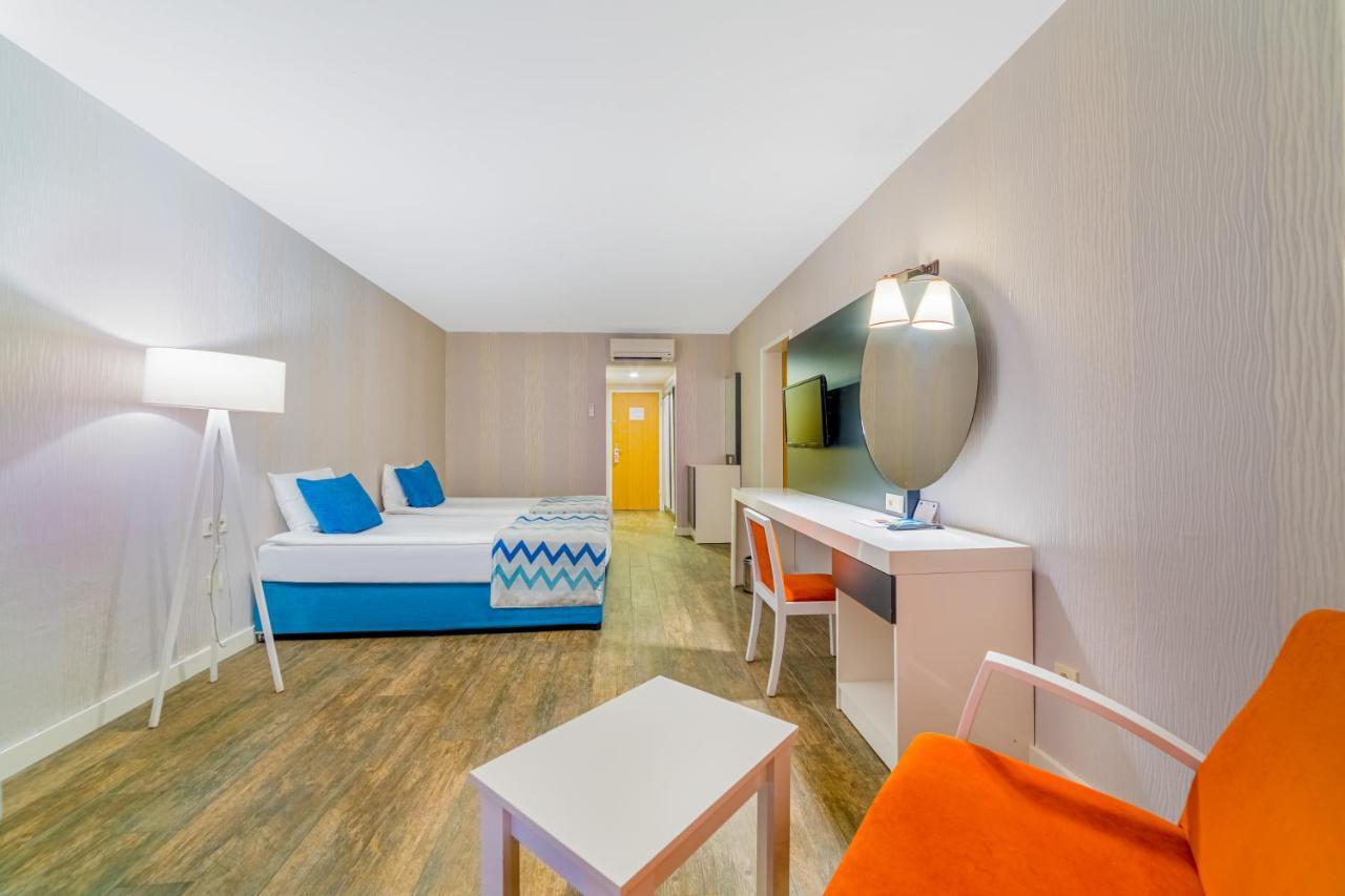 Justiniano Club Park Conti Hotel Okurcalar Kültér fotó